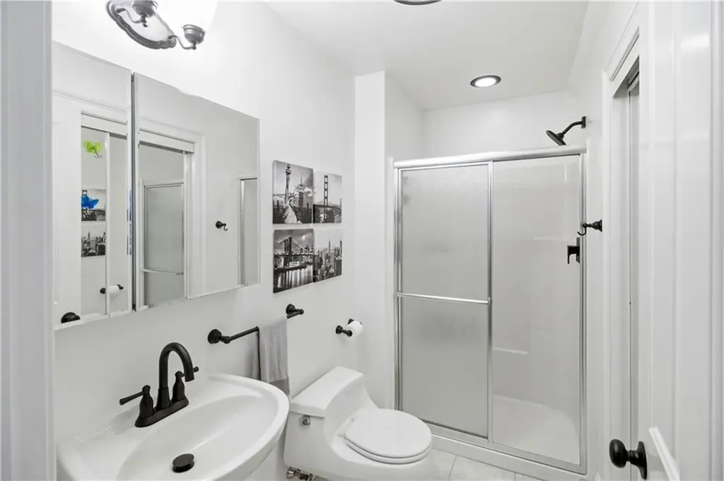 55 Burns Way East Greenwich RI 02818
