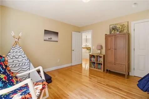 55 Burns Way East Greenwich RI 02818