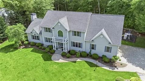 55 Burns Way East Greenwich RI 02818