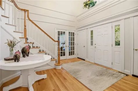 55 Burns Way East Greenwich RI 02818