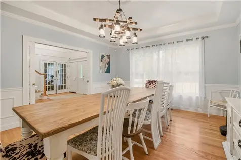 55 Burns Way East Greenwich RI 02818
