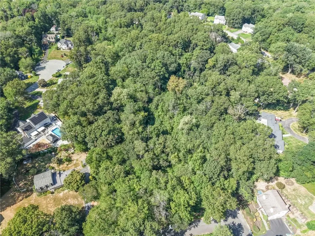 33 Cedar Way Cumberland RI 02864
