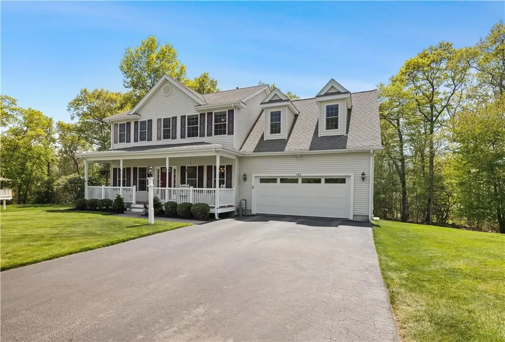 243 Cottrell Road Tiverton RI 02878