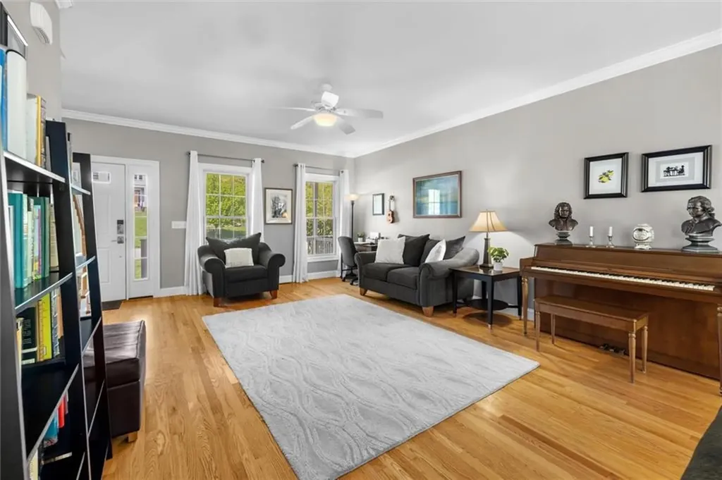 243 Cottrell Road Tiverton RI 02878