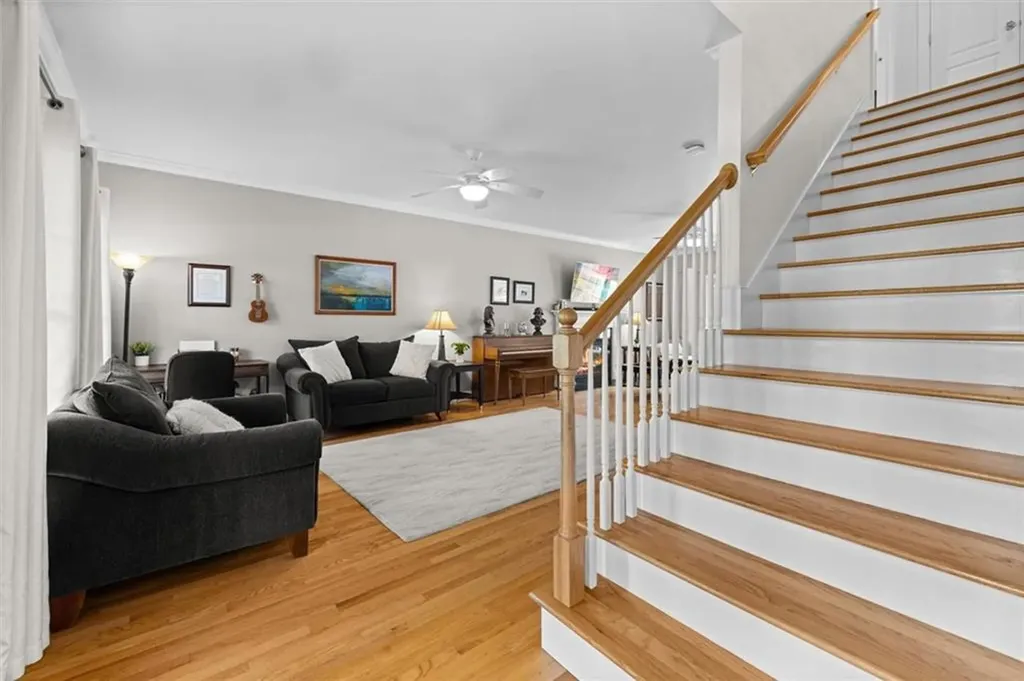 243 Cottrell Road Tiverton RI 02878