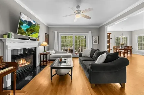 243 Cottrell Road Tiverton RI 02878