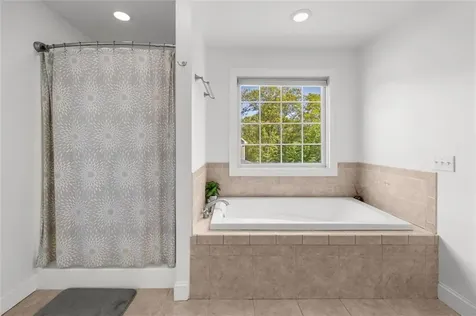 243 Cottrell Road Tiverton RI 02878