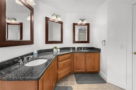 243 Cottrell Road Tiverton RI 02878