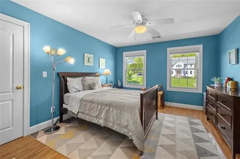 243 Cottrell Road Tiverton RI 02878