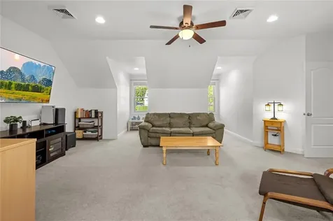 243 Cottrell Road Tiverton RI 02878