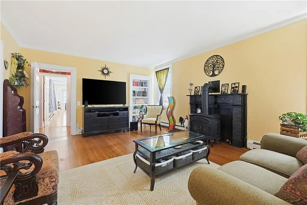 520 East Avenue Pawtucket RI 02860