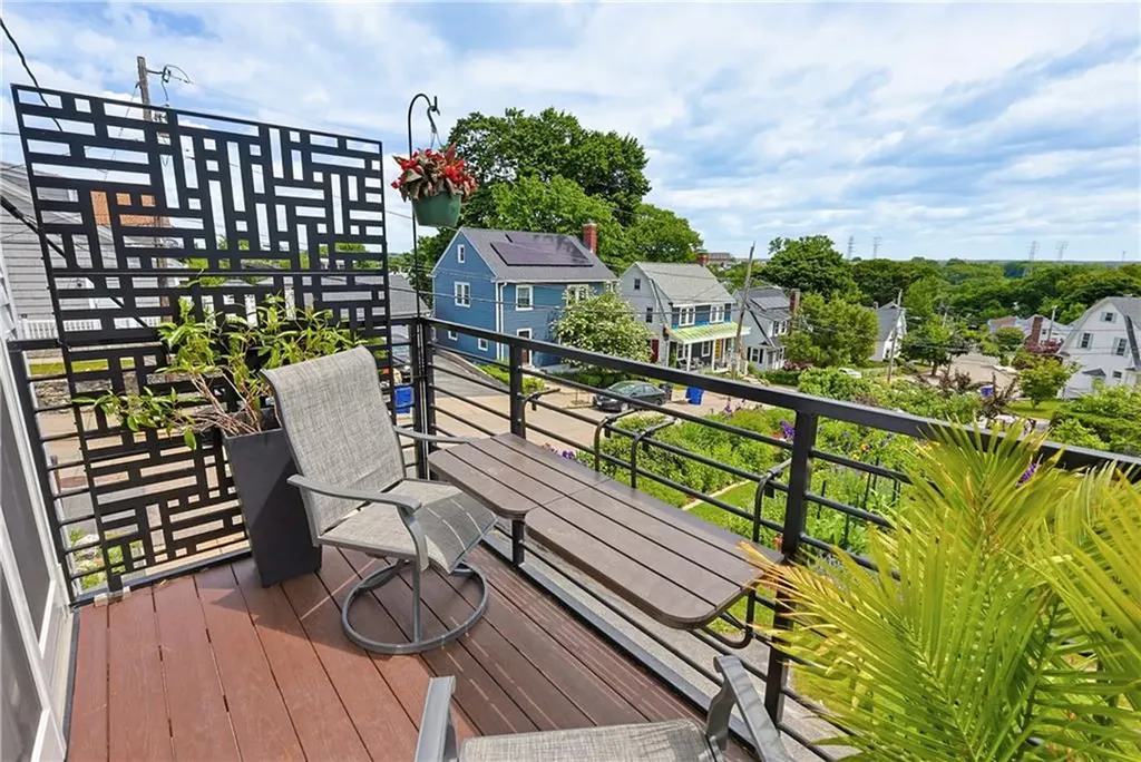 520 East Avenue Pawtucket RI 02860