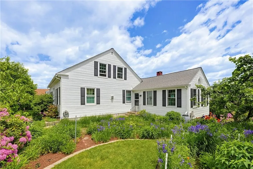 520 East Avenue Pawtucket RI 02860