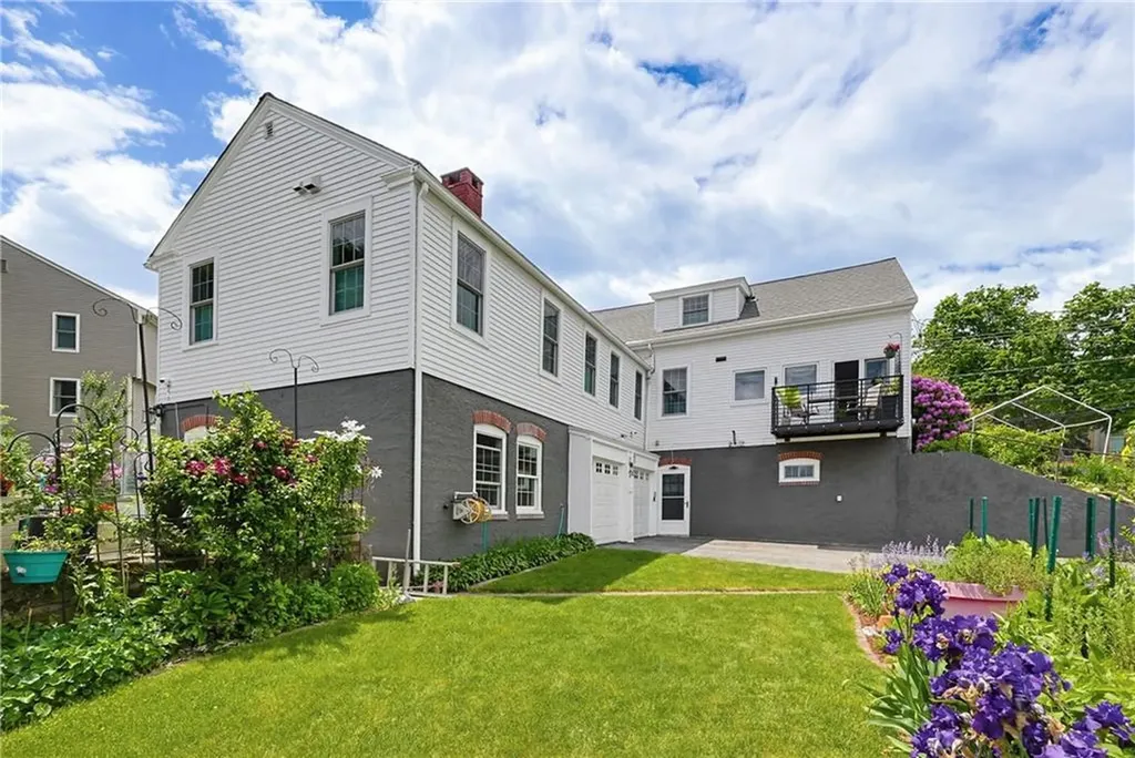 520 East Avenue Pawtucket RI 02860
