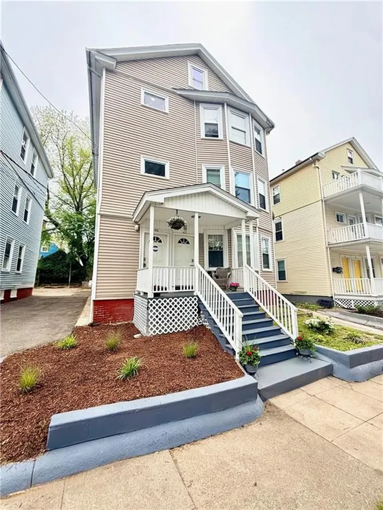 40 42 Richter Street Providence RI 02908