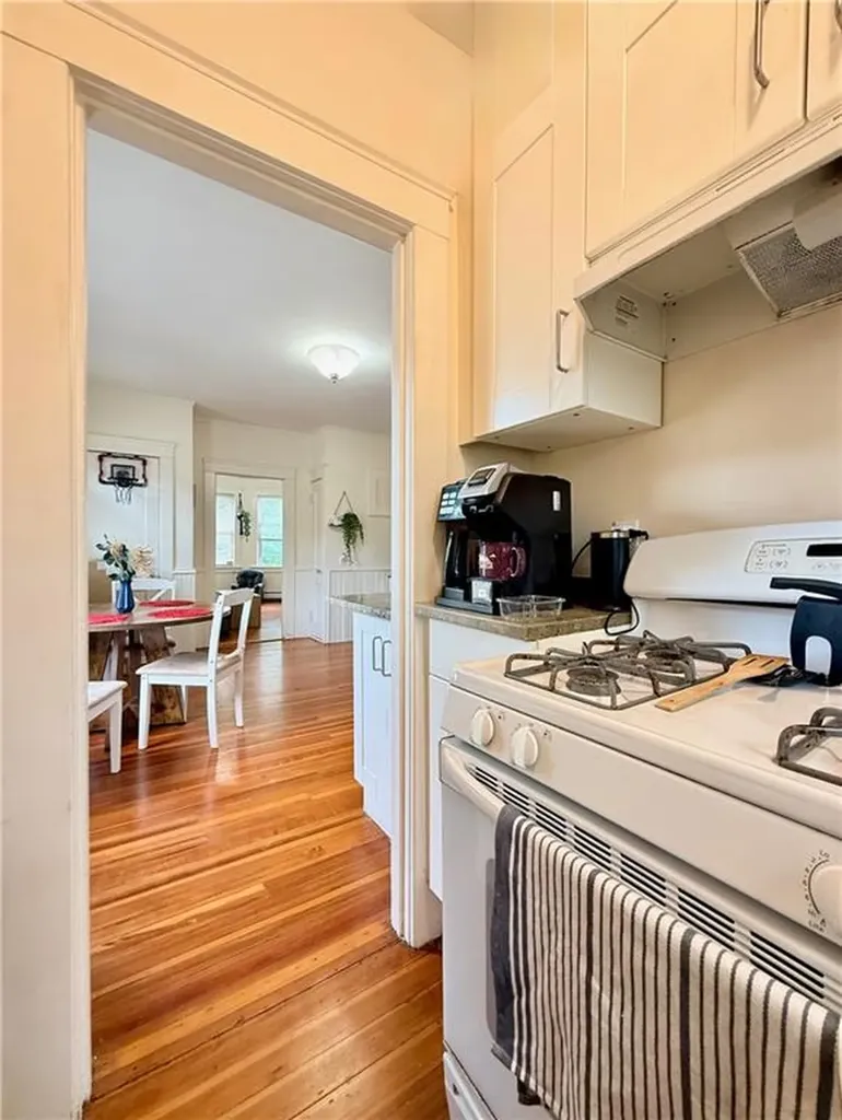 40 42 Richter Street Providence RI 02908