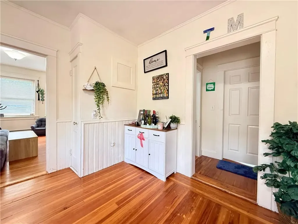 40 42 Richter Street Providence RI 02908
