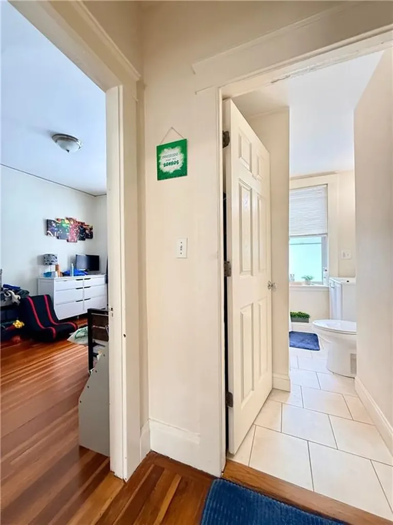 40 42 Richter Street Providence RI 02908
