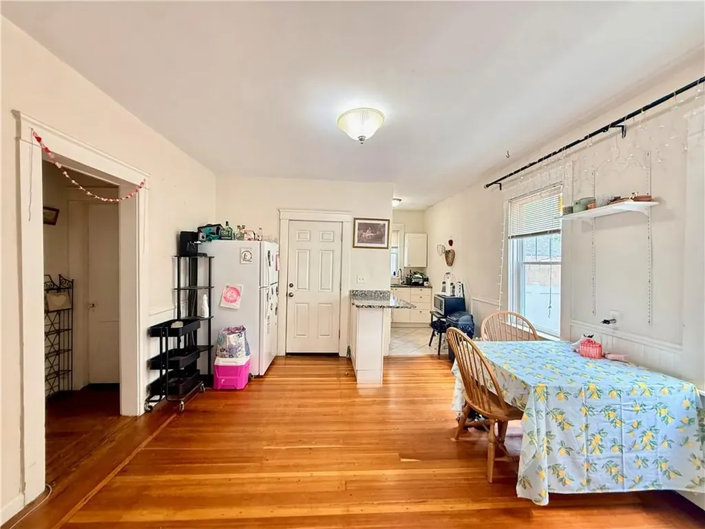 40 42 Richter Street Providence RI 02908