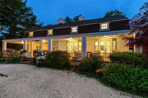 81 Mathewson Road Barrington RI 02806