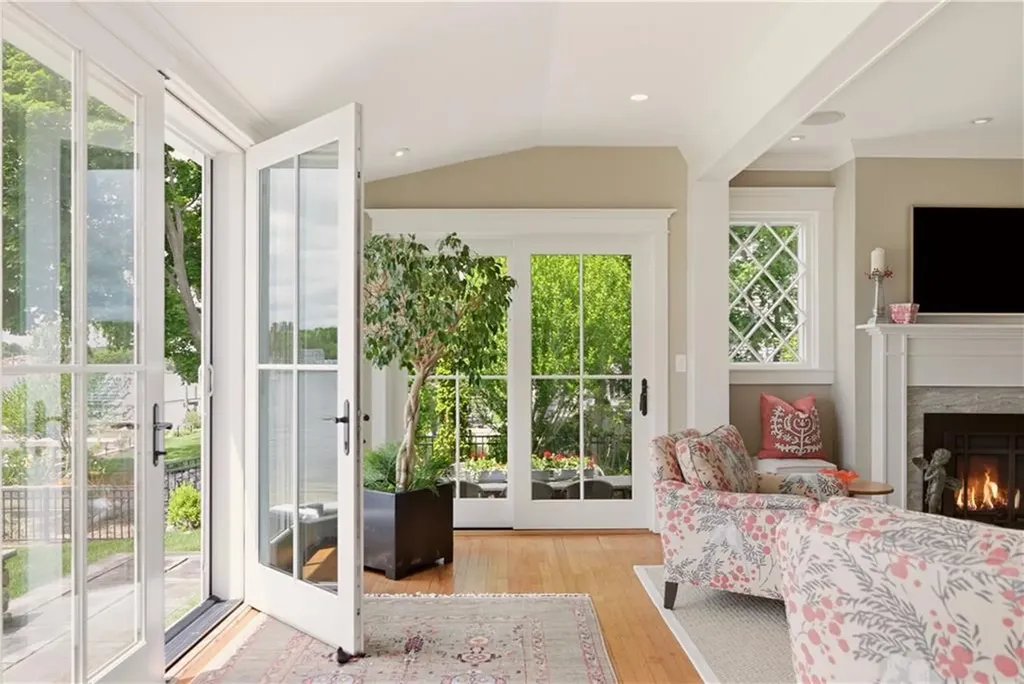 11 Opechee Drive Barrington RI 02806