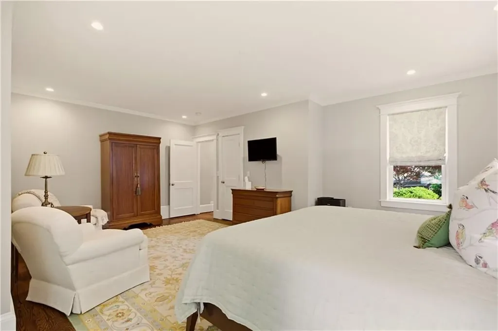 11 Opechee Drive Barrington RI 02806