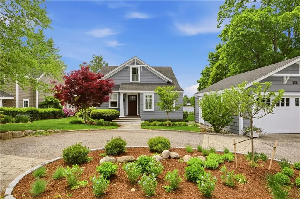 11 Opechee Drive Barrington RI 02806