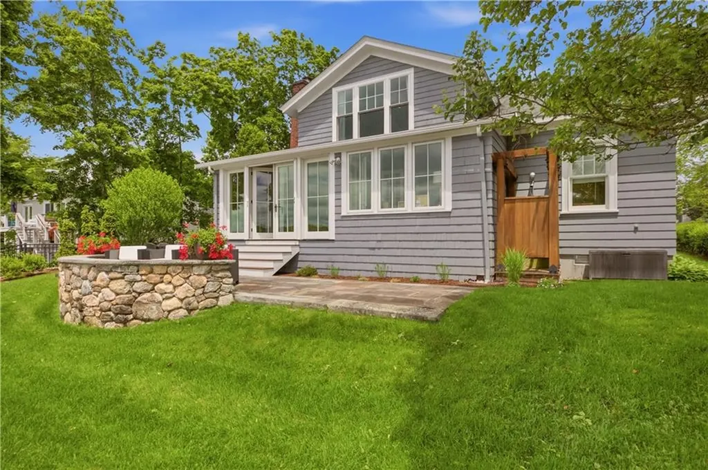 11 Opechee Drive Barrington RI 02806
