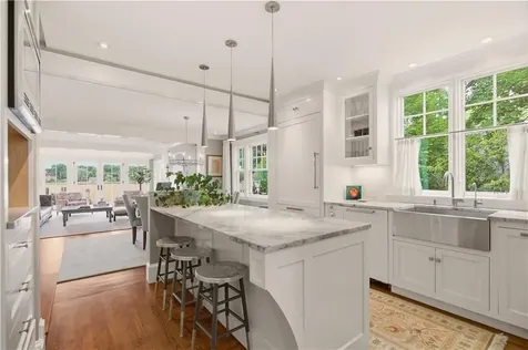 11 Opechee Drive Barrington RI 02806