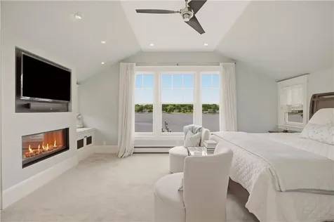 11 Opechee Drive Barrington RI 02806