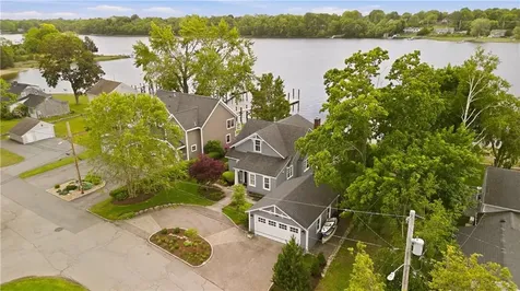 11 Opechee Drive Barrington RI 02806