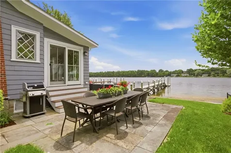 11 Opechee Drive Barrington RI 02806