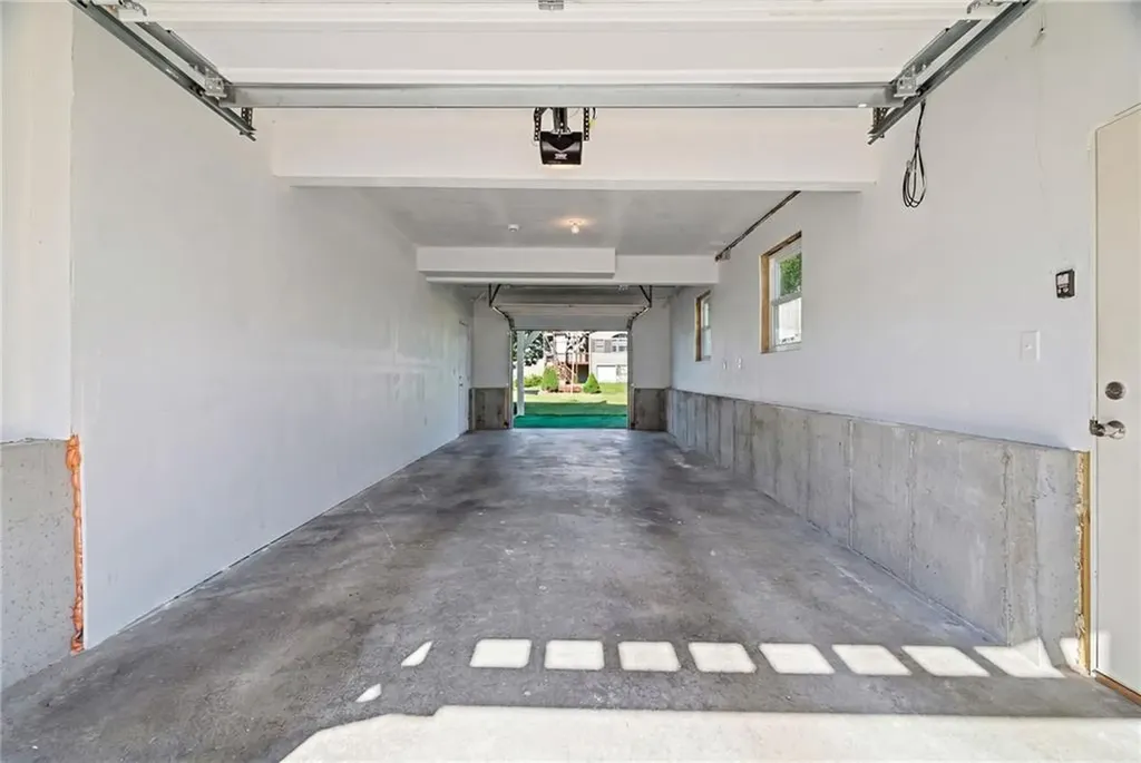 12 Montauk Avenue Westerly RI 02891