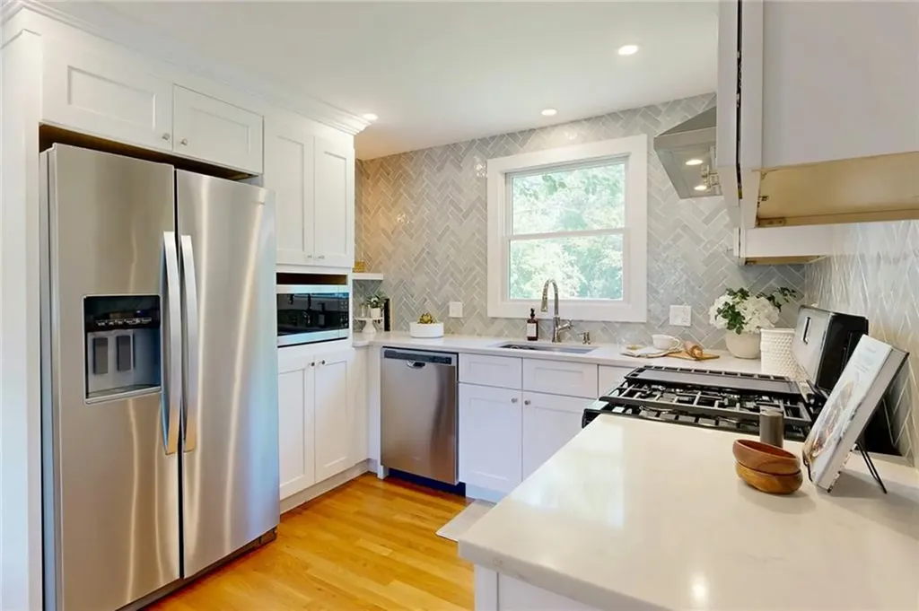 78 Netop Drive Warwick RI 02818