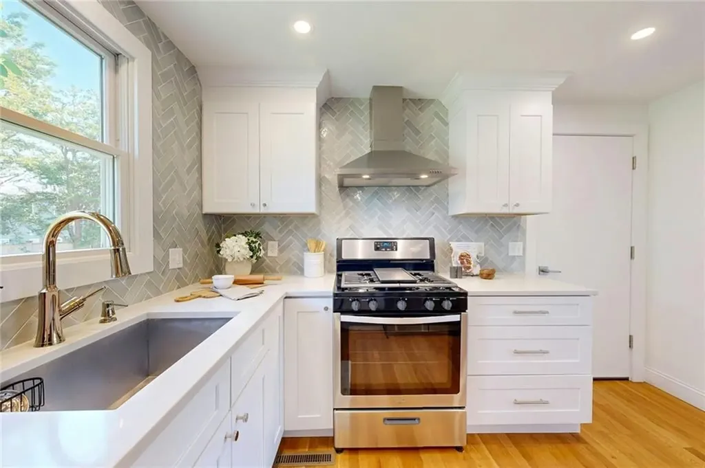 78 Netop Drive Warwick RI 02818