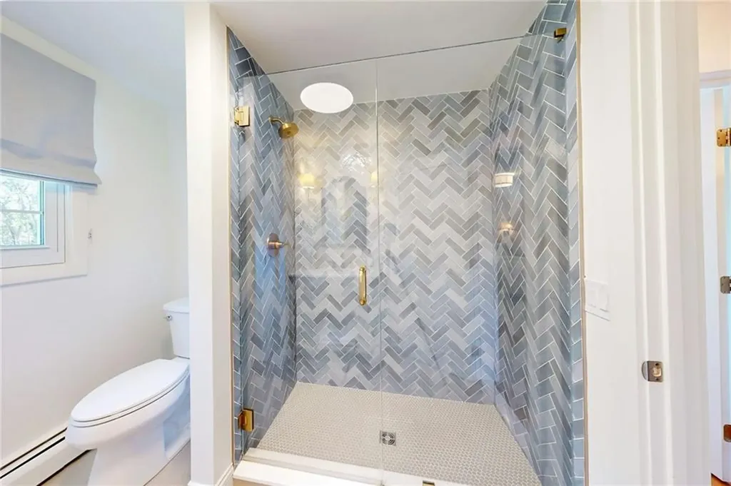 78 Netop Drive Warwick RI 02818