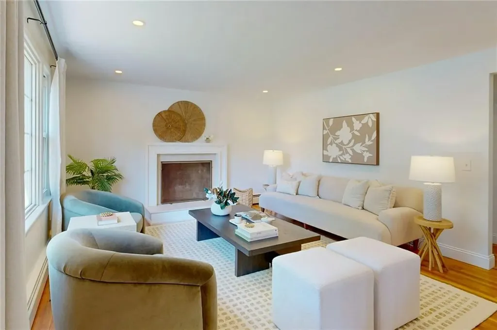 78 Netop Drive Warwick RI 02818