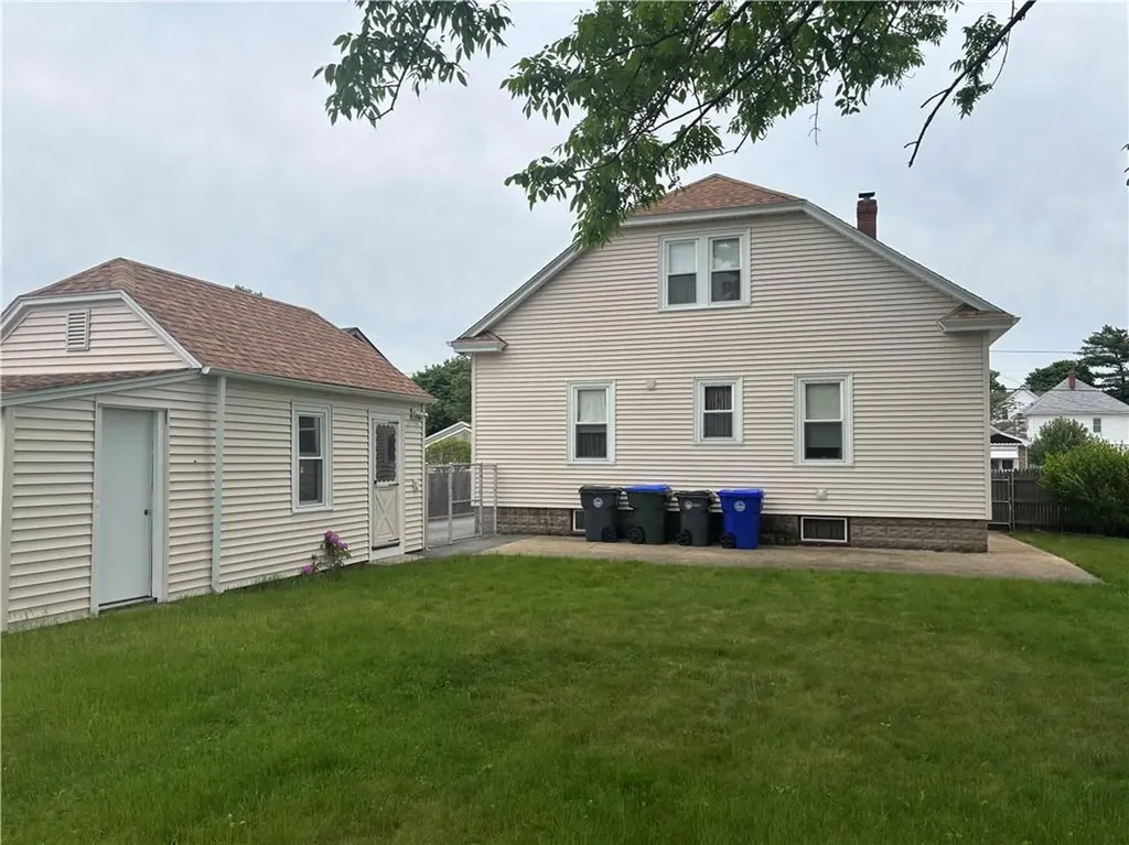 110 Petteys Avenue Providence RI 02909