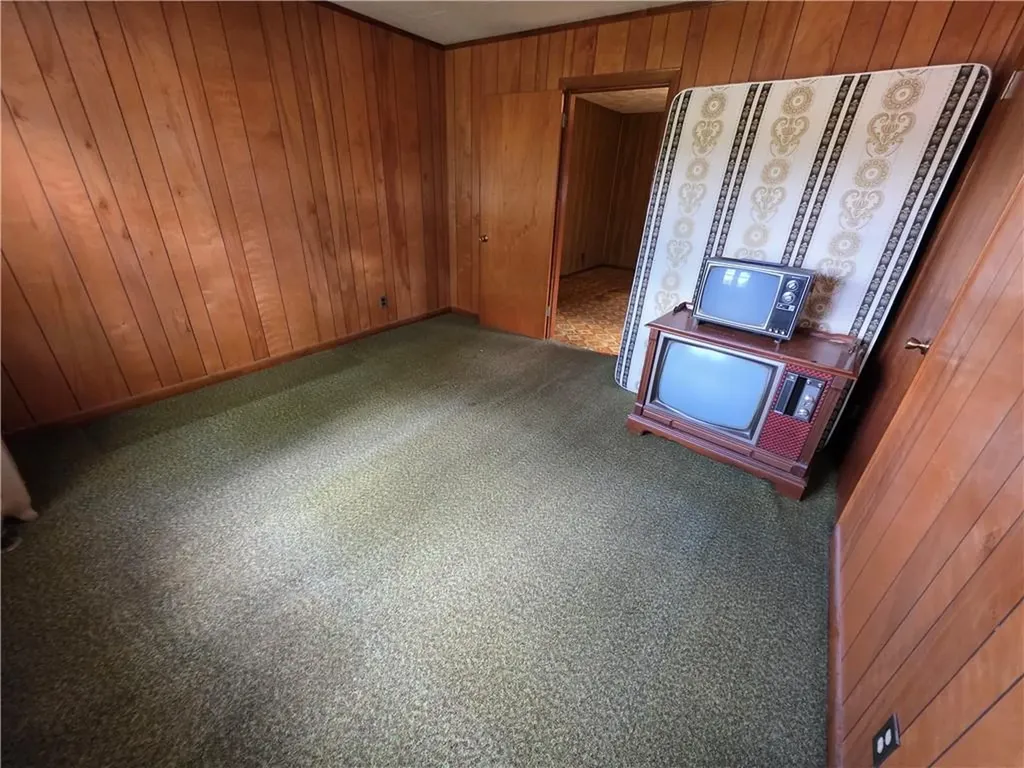 110 Petteys Avenue Providence RI 02909