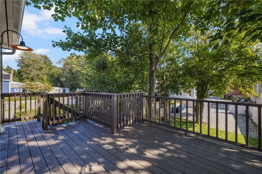 7 Sheffield Avenue Newport RI 02840