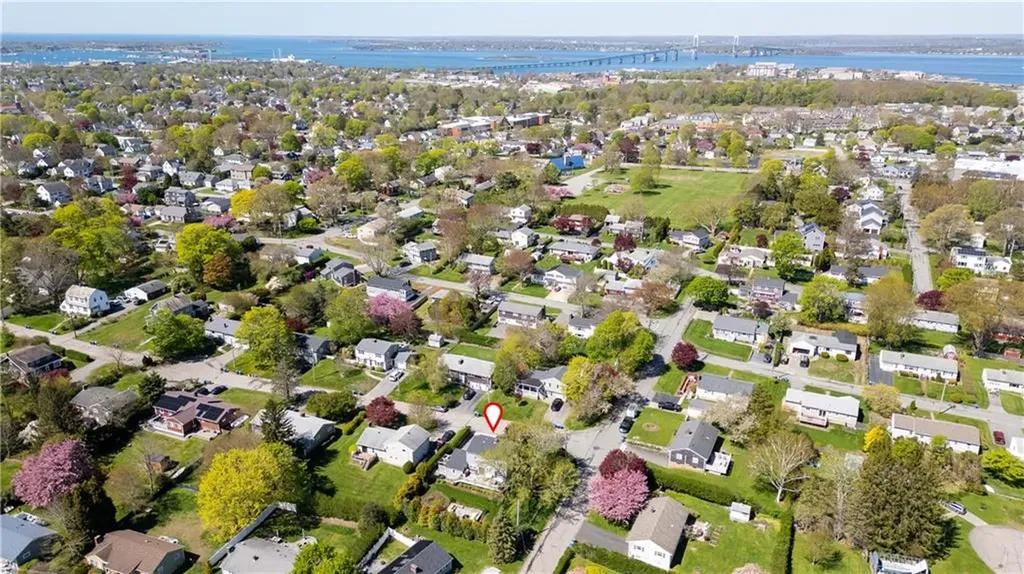 2 Bailey Terrace Middletown RI 02842