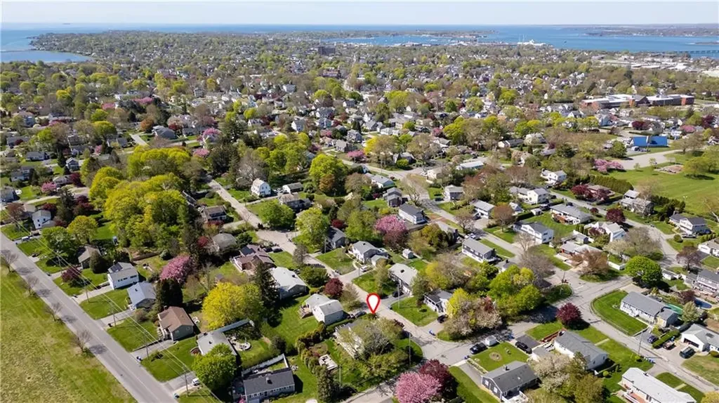 2 Bailey Terrace Middletown RI 02842