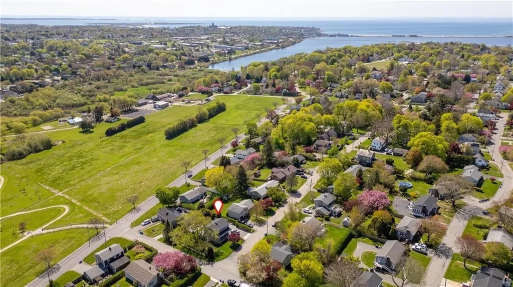 2 Bailey Terrace Middletown RI 02842