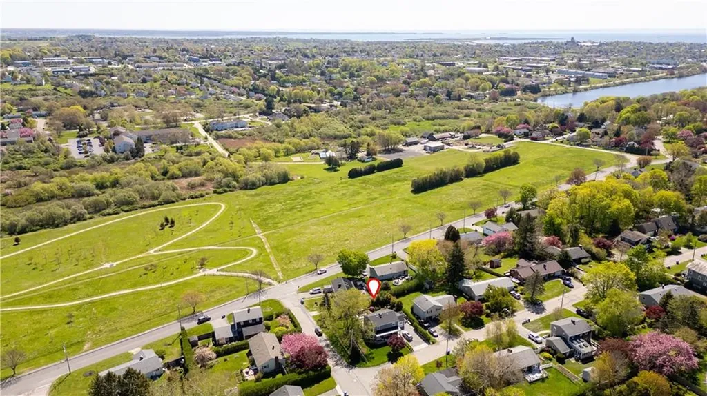 2 Bailey Terrace Middletown RI 02842