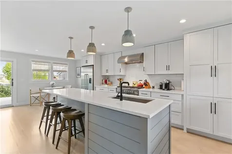 2 Bailey Terrace Middletown RI 02842