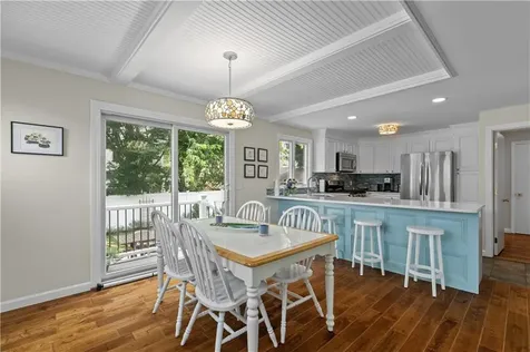 59 Berkley Avenue Portsmouth RI 02871