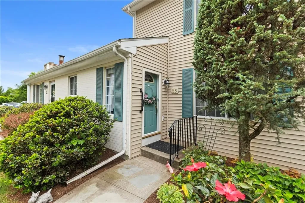 85 Governors Hill West Warwick RI 02893