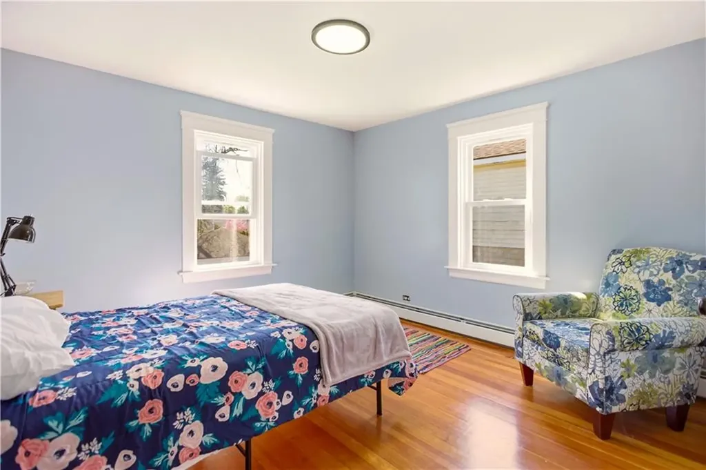 18 Harding Avenue Cranston RI 02905