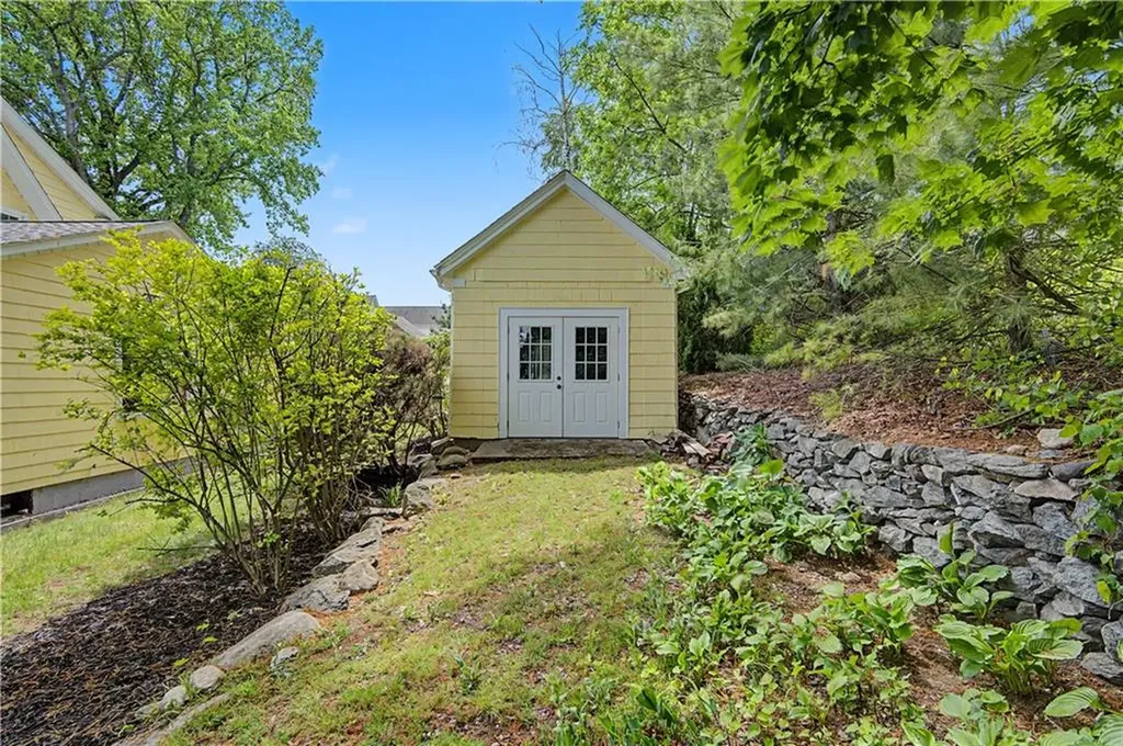 50 Longwood Avenue Providence RI 02908
