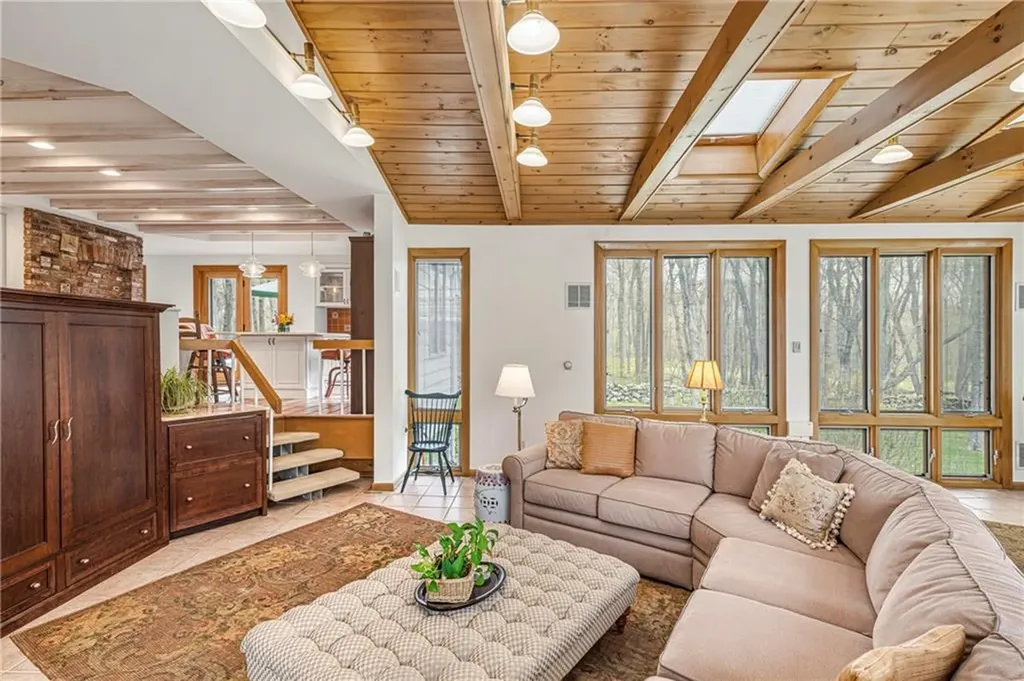 94 Howland Road Westport MA 02790